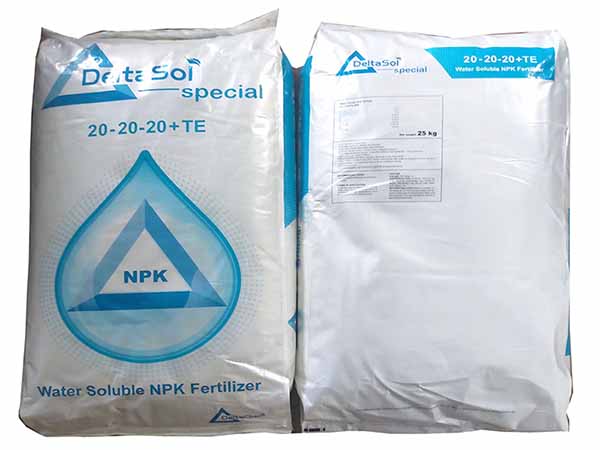 Phân NPK 20-20-20 + TE chất lượng cao tại Hóa chất VNT